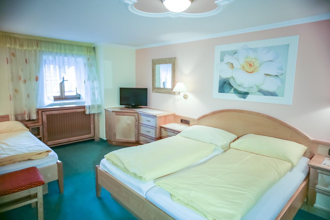 Gasthof Simmerlwirt Sankt Leonhard  Екстериор снимка